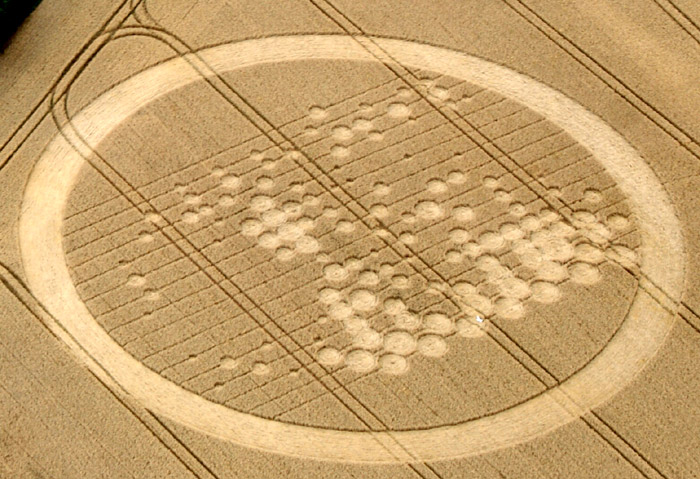 Wickham Green (North of M4), Berkshire crop circle, aerial photo 3