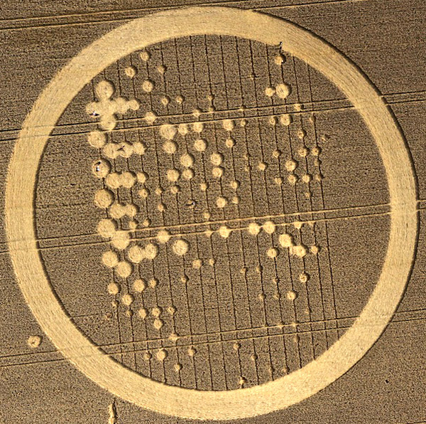 Wickham Green (North of M4), Berkshire crop circle, aerial photo 108