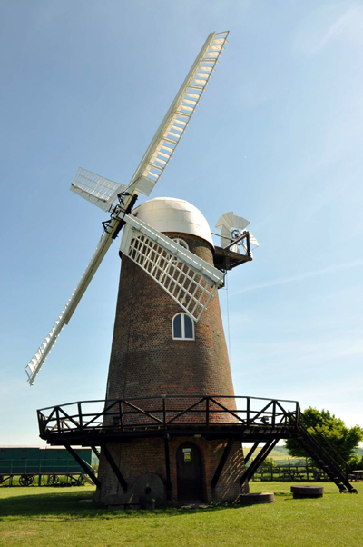 Wilton Windmill, Wiltshire crop circle, aerial photo 44