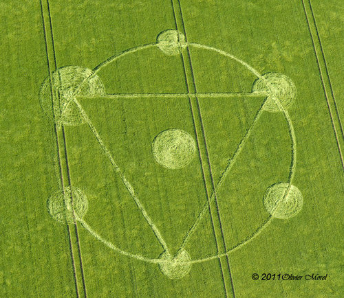 Burderop Down, Wiltshire crop circle, aerial photo 11