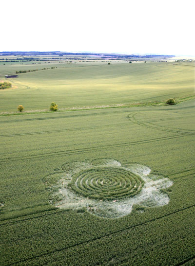 Charlbury Hill, Wiltshire crop circle, aerial photo 11