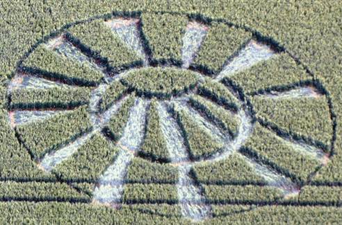 Charlbury Hill, Wiltshire crop circle, aerial photo 19