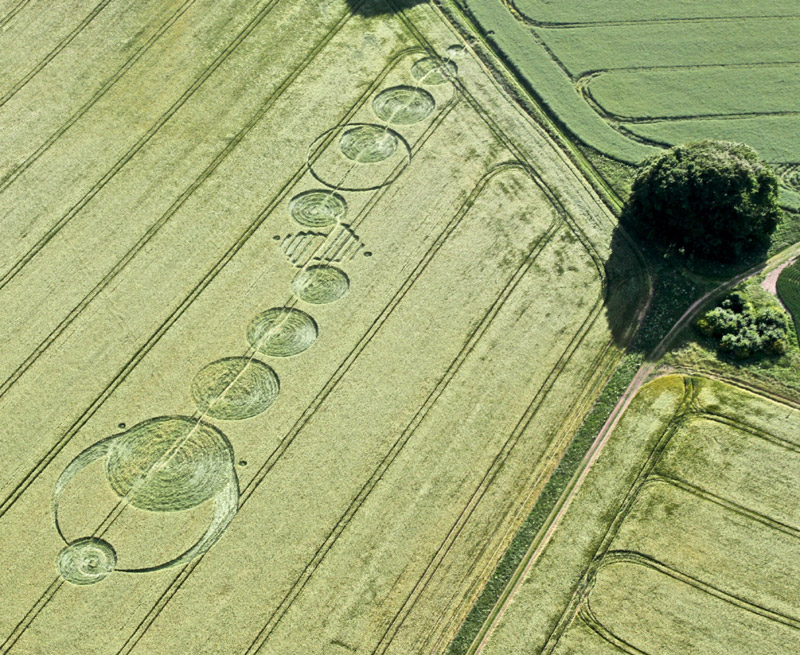 The Sanctuary, Wiltshire crop circle, aerial photo 3