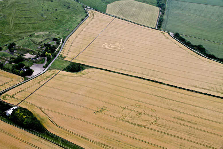 Barbury Castle (2), Wiltshire crop circle, aerial photo 3