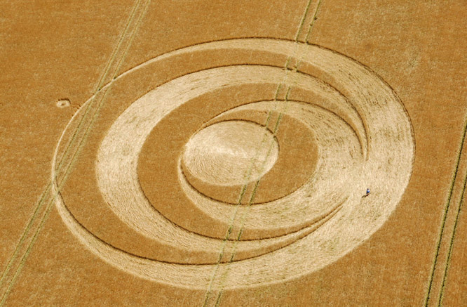 Barbury Castle (2), Wiltshire crop circle, aerial photo 5