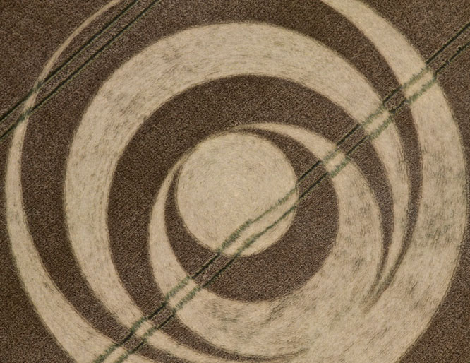 Barbury Castle (2), Wiltshire crop circle, aerial photo 2