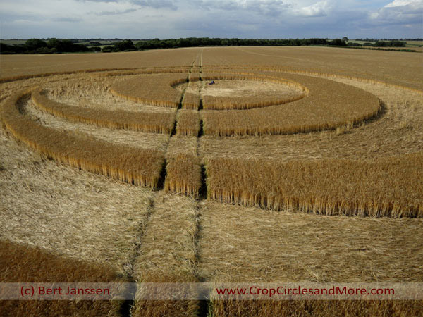 Barbury Castle (2), Wiltshire crop circle, aerial photo 34
