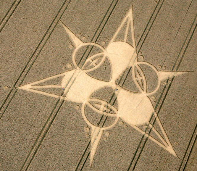 Bridge Inn, Wiltshire crop circle, aerial photo 8