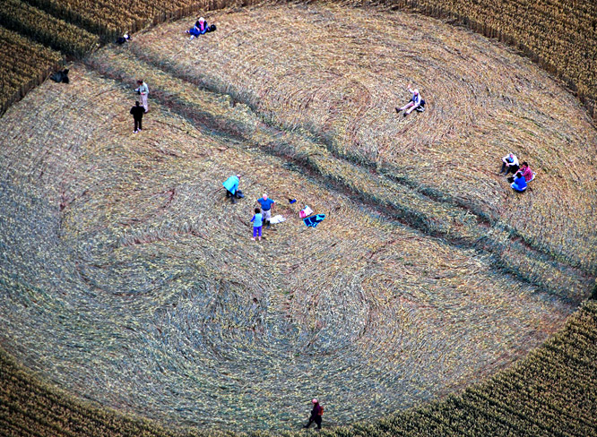 Cherhill Down, Wiltshire crop circle, aerial photo 2