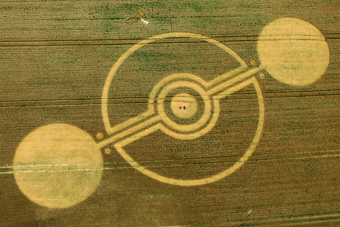 Cooks Plantation, Wiltshire crop circle, aerial photo 11