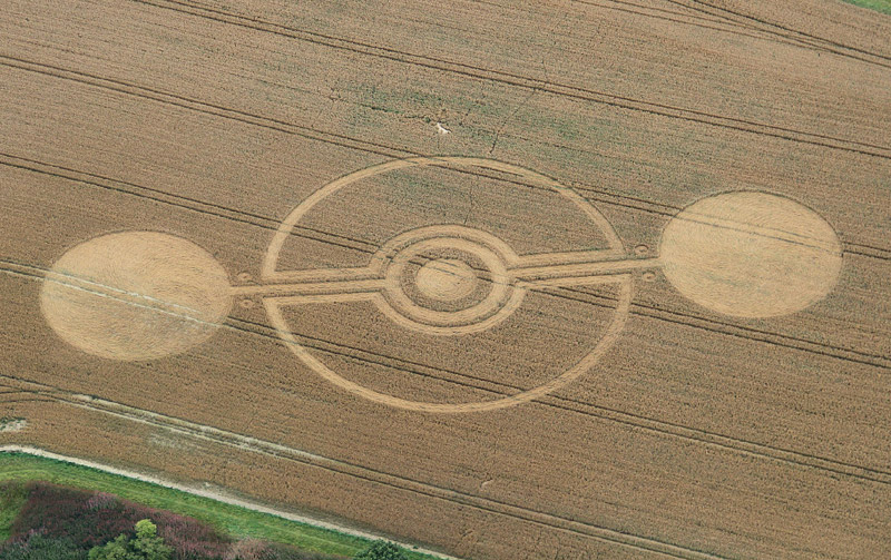 Cooks Plantation, Wiltshire crop circle, aerial photo 7