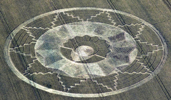 East Kennett (2), Wiltshire crop circle, aerial photo 8