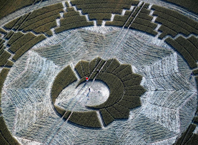 East Kennett (2), Wiltshire crop circle, aerial photo 4