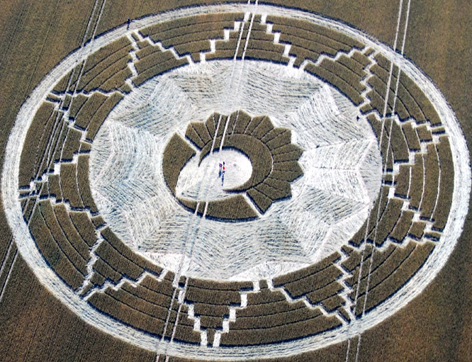 East Kennett (2), Wiltshire crop circle, aerial photo 3