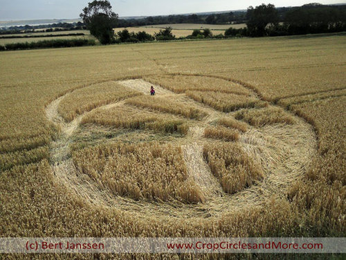 Giants Grave, Wiltshire crop circle, aerial photo 6
