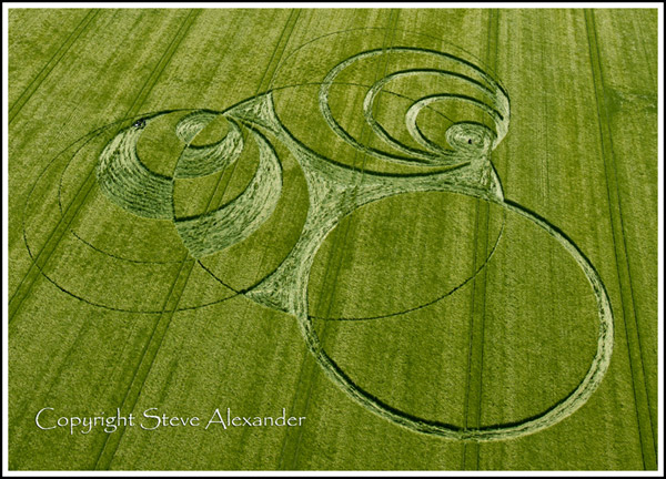 Hackpen Hill, Wiltshire crop circle, aerial photo 7