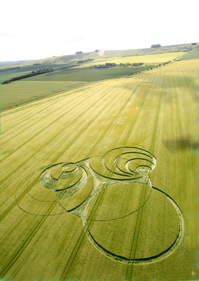 Hackpen Hill, Wiltshire crop circle, aerial photo 5