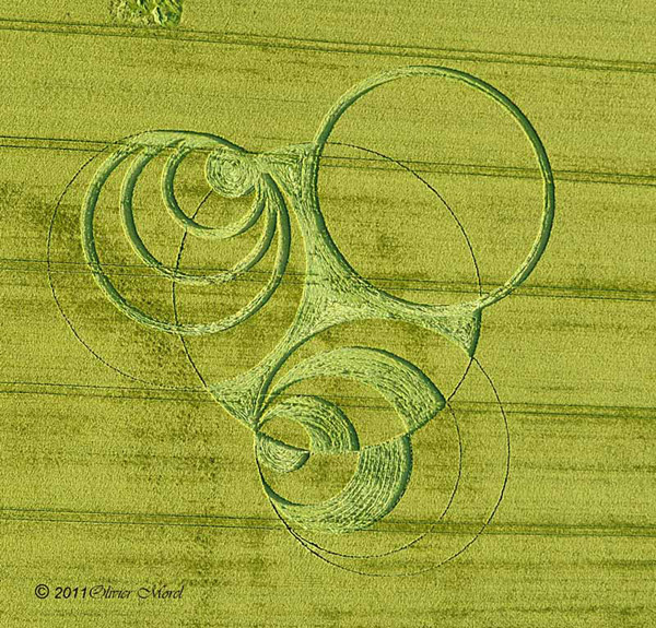 Hackpen Hill, Wiltshire crop circle, aerial photo 6