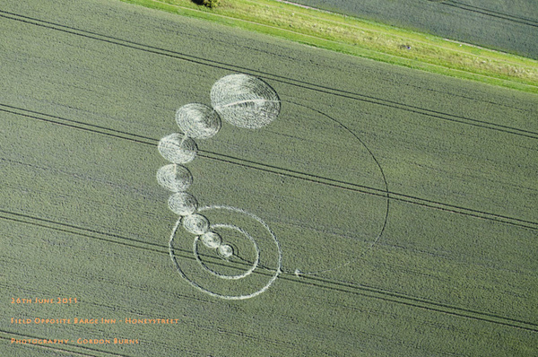 Honeystreet, Wiltshire crop circle, aerial photo 5