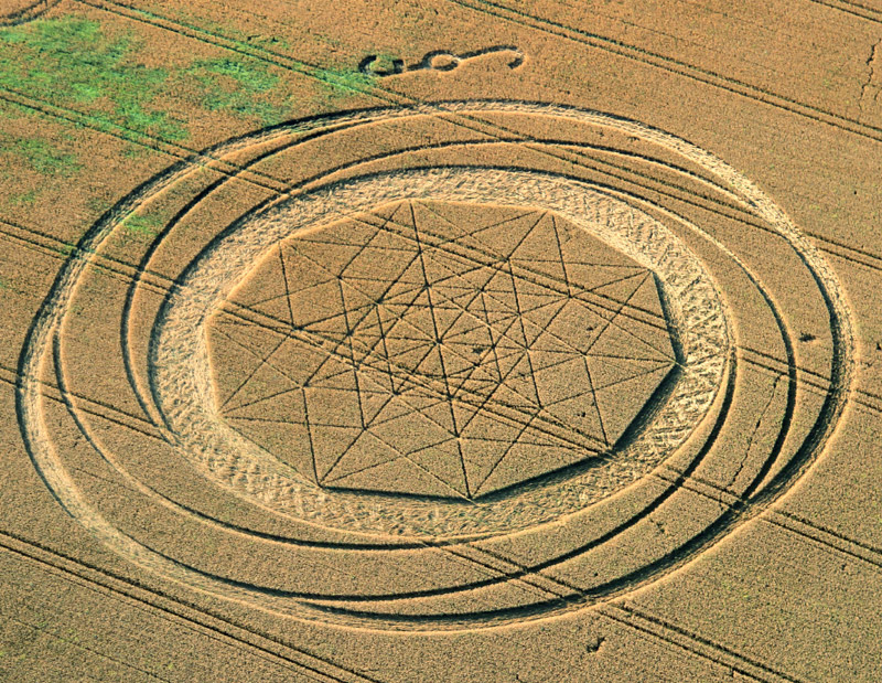Jubilee Plantation, Wiltshire crop circle, aerial photo 4
