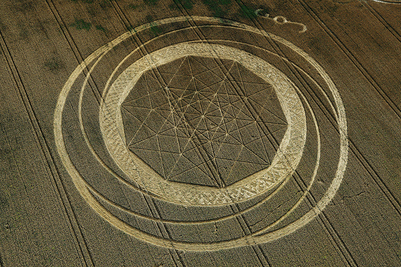 Jubilee Plantation, Wiltshire crop circle, aerial photo 7