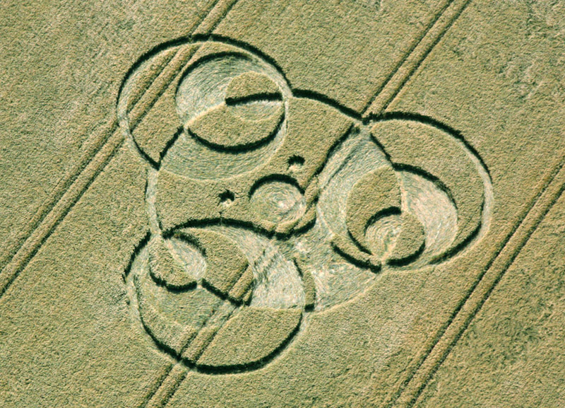 Kingstone Coombes, Oxfordshire crop circle, aerial photo 3