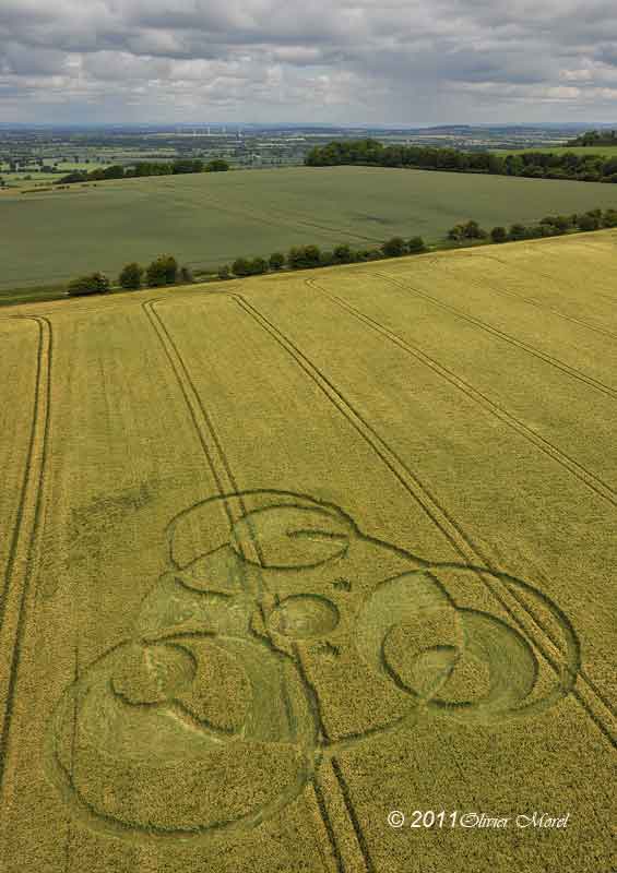 Kingstone Coombes, Oxfordshire crop circle, aerial photo 5