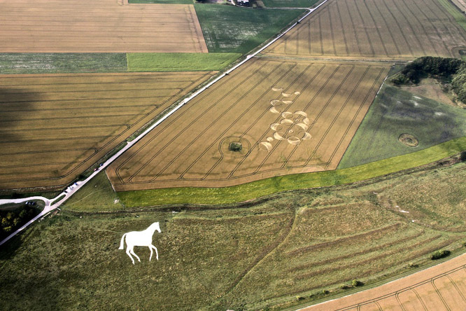 Roundway Hill, Wiltshire crop circle, aerial photo 7