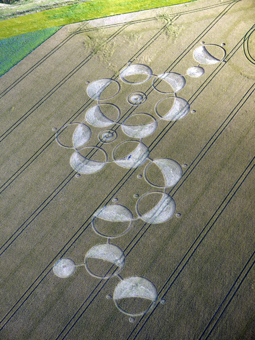 Roundway Hill, Wiltshire crop circle, aerial photo 3