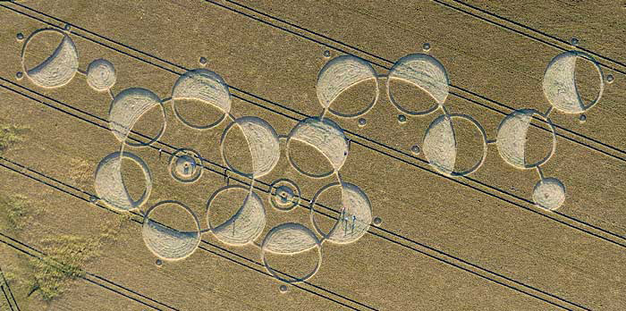 Roundway Hill, Wiltshire crop circle, aerial photo 6