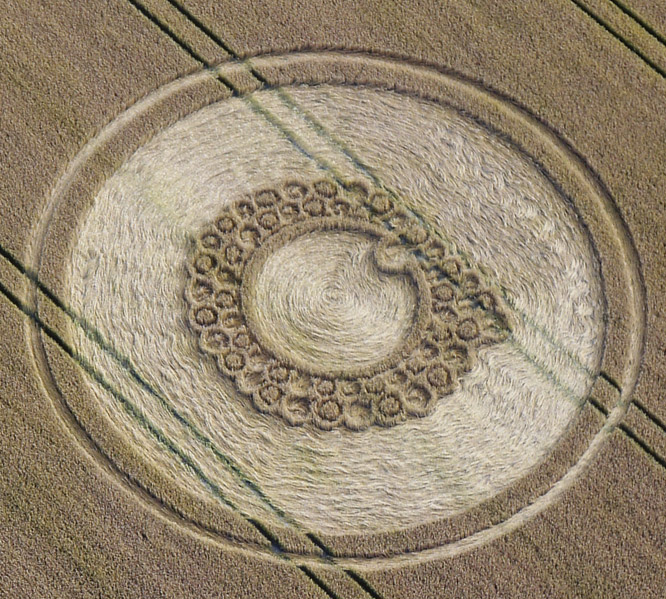 Roundway Hill, Wiltshire crop circle, aerial photo 42