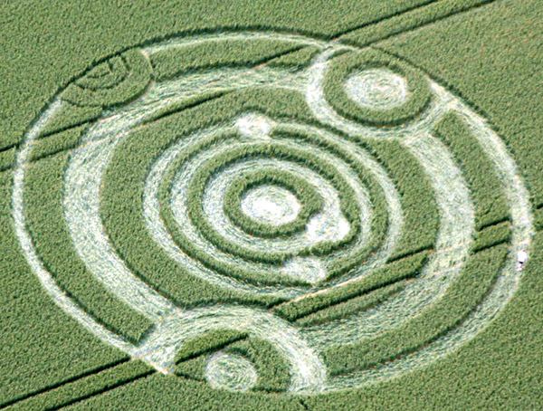 Cow Drove Hill, Hampshire crop circle, aerial photo 56