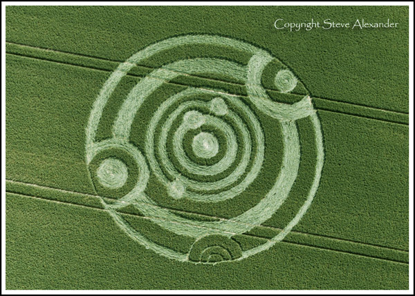 Cow Drove Hill, Hampshire crop circle, aerial photo 2