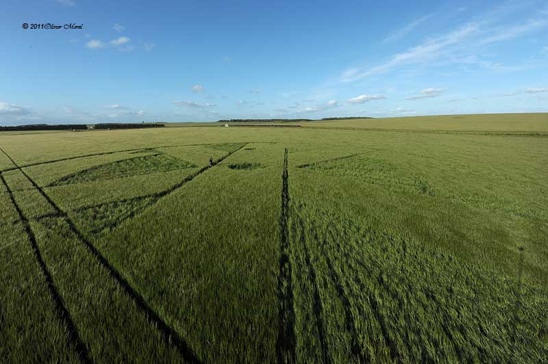 Stonehenge (1), Wiltshire crop circle, aerial photo 27