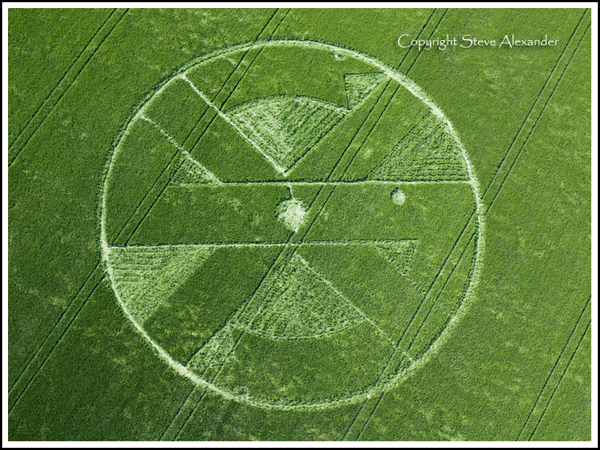 Stonehenge (1), Wiltshire crop circle, aerial photo 4