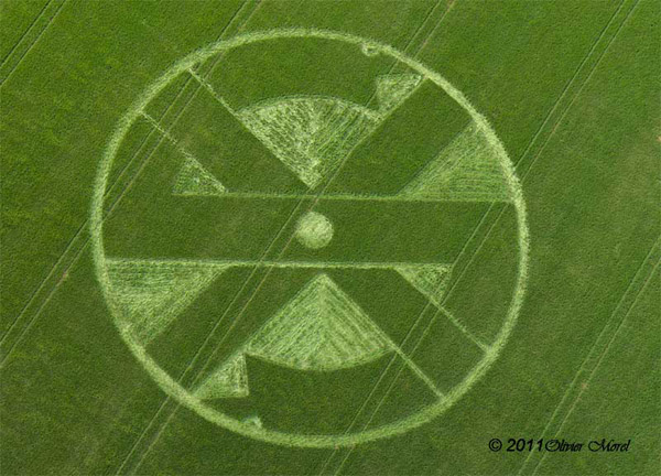 Stonehenge (1), Wiltshire crop circle, aerial photo 9