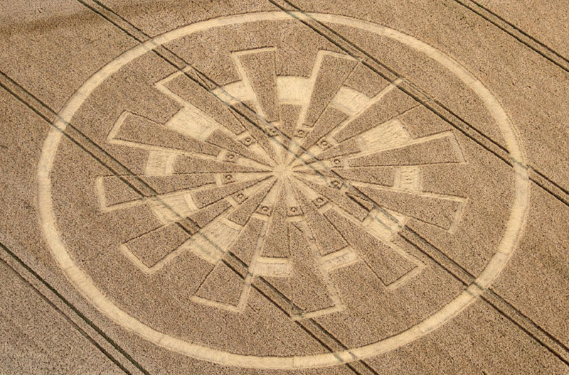 Temple Farm, Wiltshire crop circle, aerial photo 2