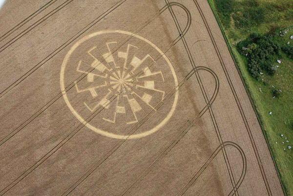Temple Farm, Wiltshire crop circle, aerial photo 4