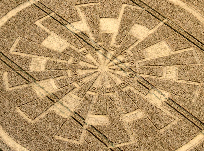 Temple Farm, Wiltshire crop circle, aerial photo 7