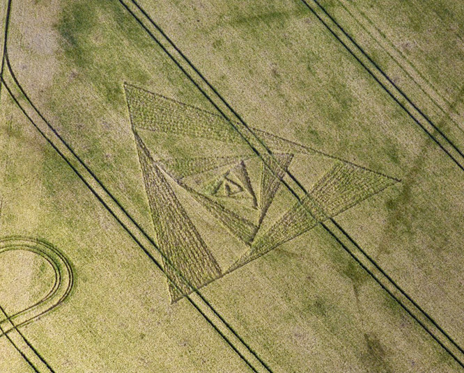 New Warren Farm, Hampshire crop circle, aerial photo 2