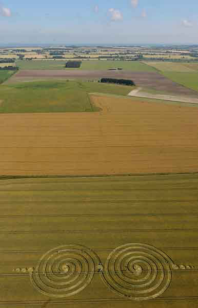 Windmill Hill, Wiltshire crop circle, aerial photo 10