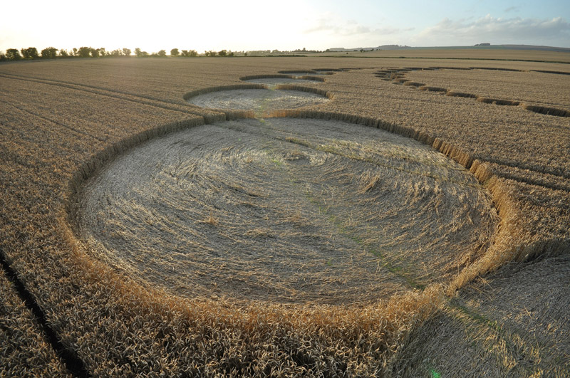 Etchilhampton (2), Wiltshire crop circle, aerial photo 32