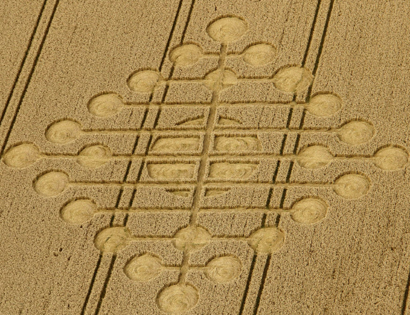 Oxleaze Copse, Wiltshire crop circle, aerial photo 33