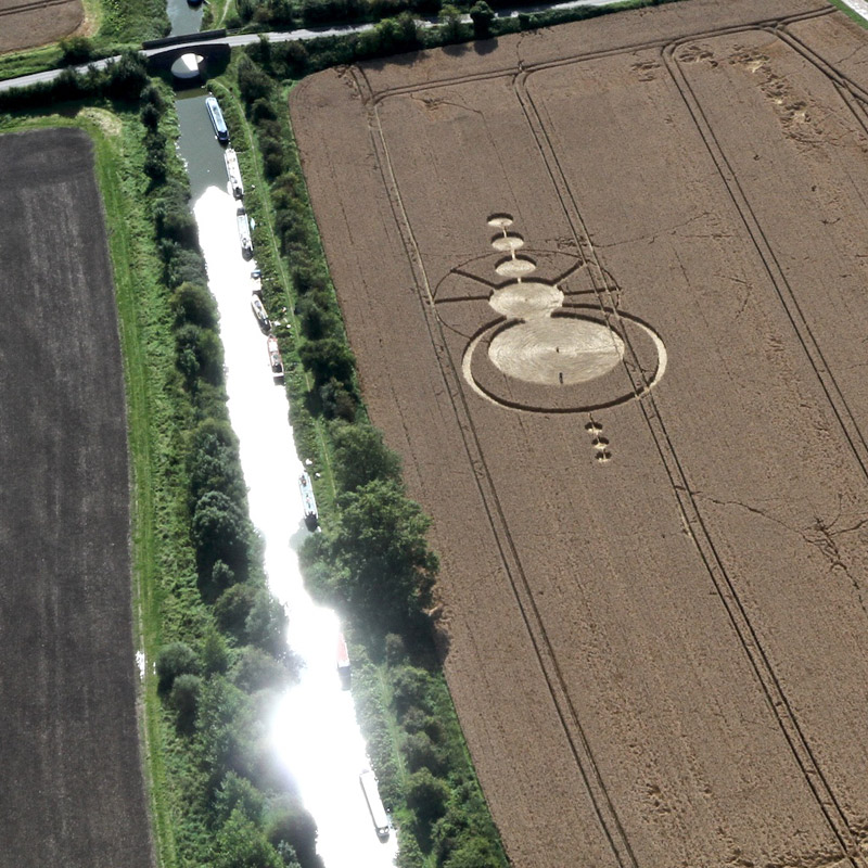 All Cannings Bridge, Wiltshire crop circle, aerial photo 4
