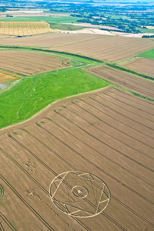 Bishops Cannings Down, Wiltshire crop circle, aerial photo 16