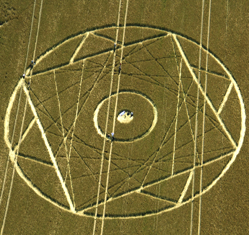 Bishops Cannings Down, Wiltshire crop circle, aerial photo 5