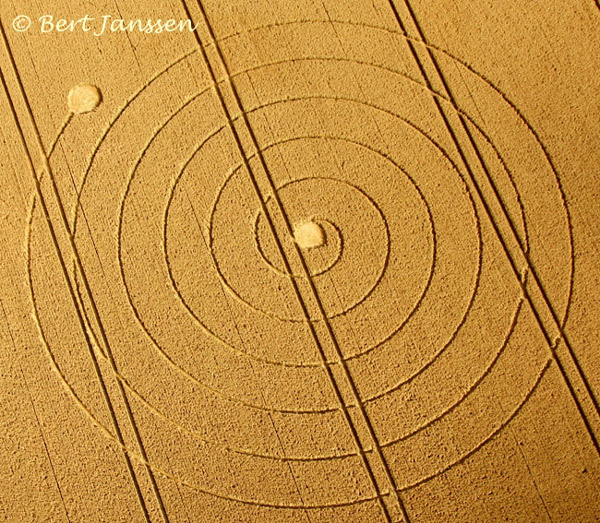Chalk Pit, Wiltshire crop circle, aerial photo 8