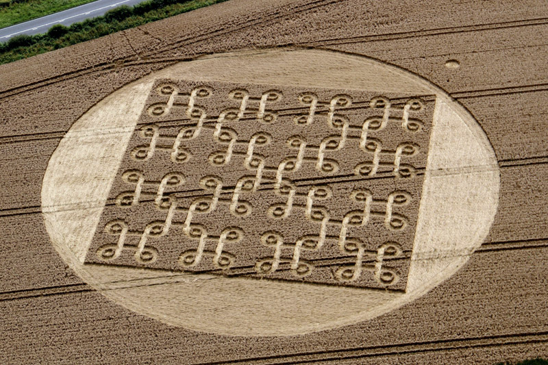 Cheesefoot Head (1), Hampshire crop circle, aerial photo 4