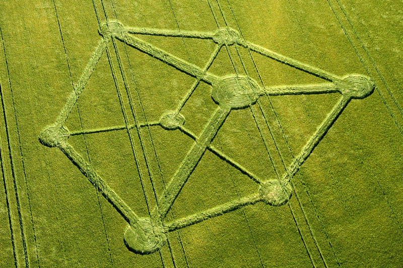 Chilcomb Down, Hampshire crop circle, aerial photo 4