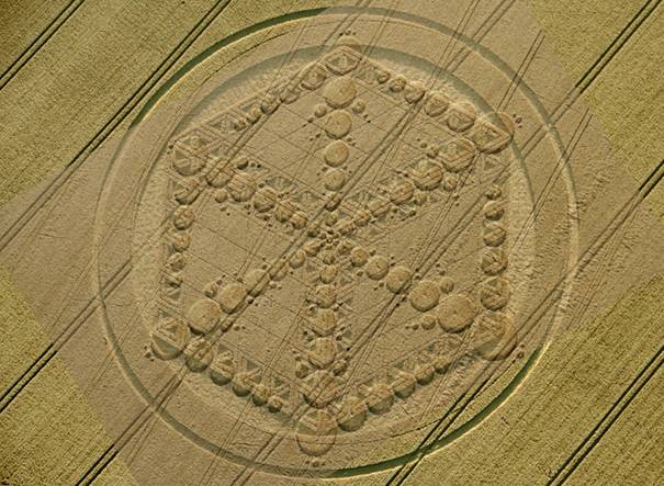 Hackpen Hill (3), Wiltshire crop circle, aerial photo 34